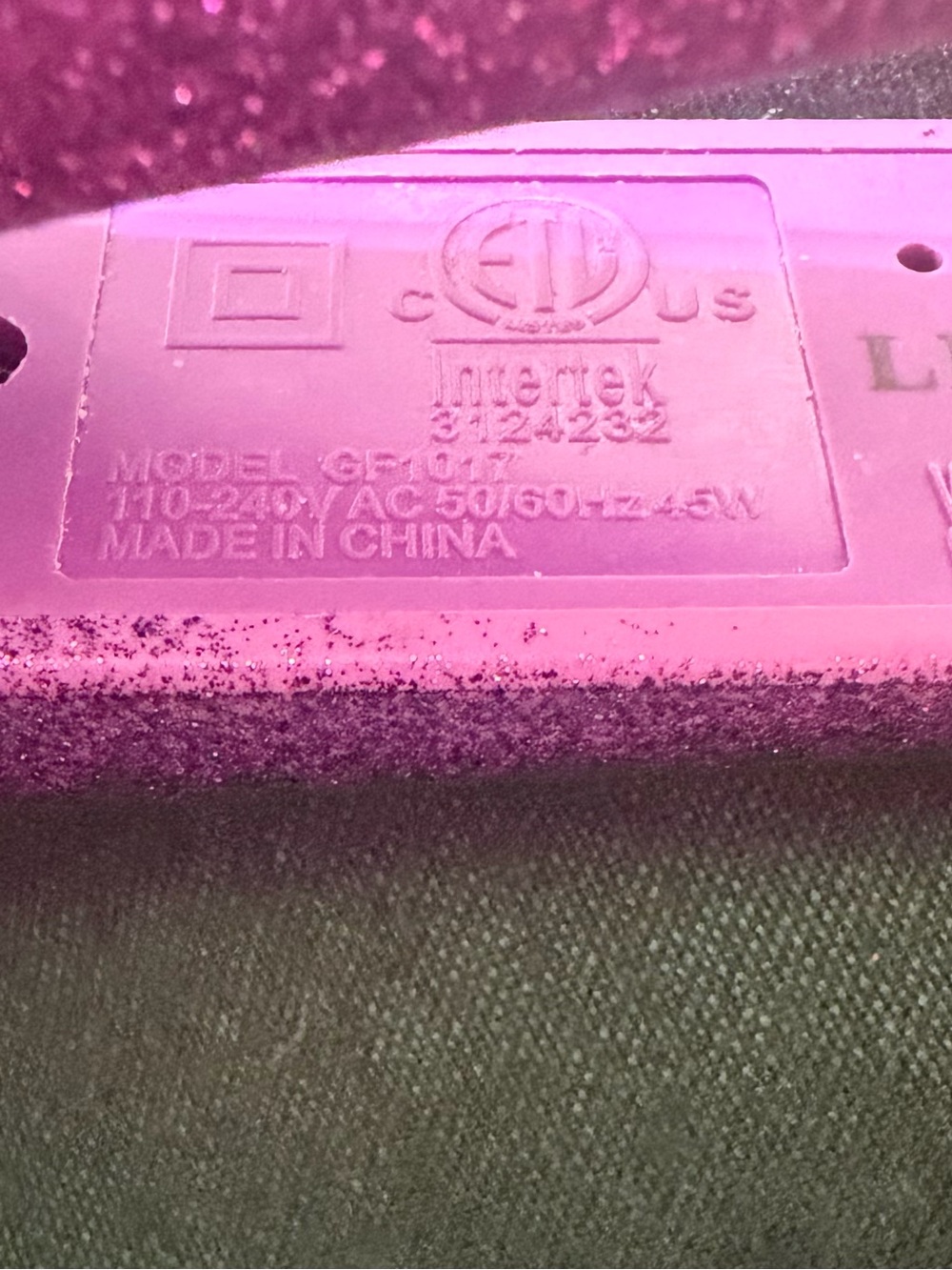 Compact Pink LED Makeup Light - Picture 6 of 9